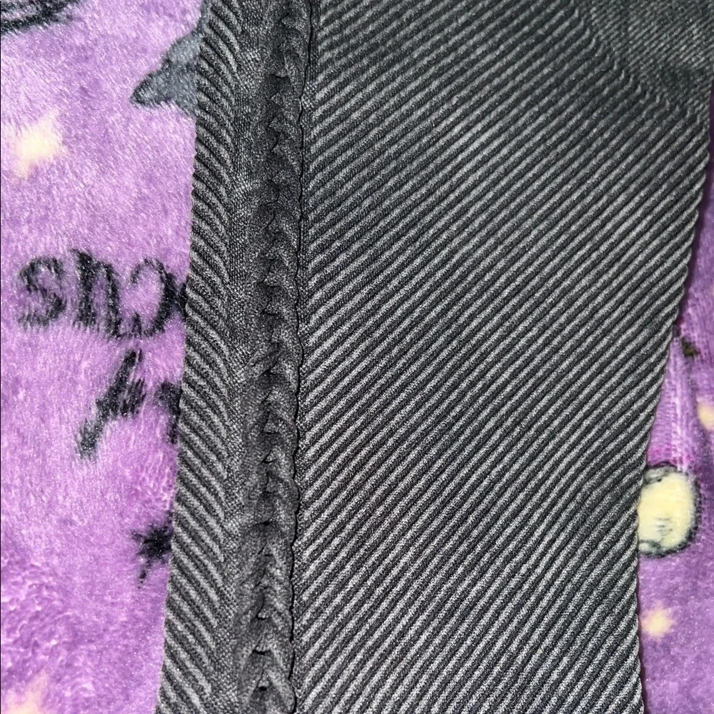 Offline by Aerie The Hugger High Waisted leggings with Trim on the Sides S M NEW